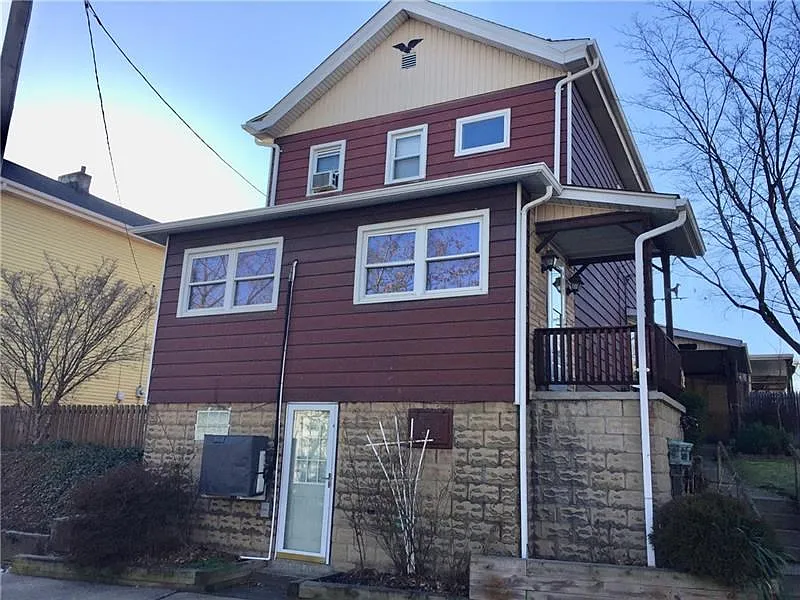 1714 Washington St photo 1