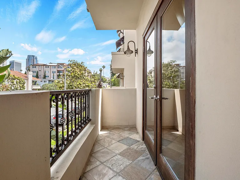 10364 Almayo Ave #201 — Photo 27