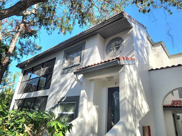 476 Santa Cruz Pl NE APT F, Saint Petersburg, FL 33703