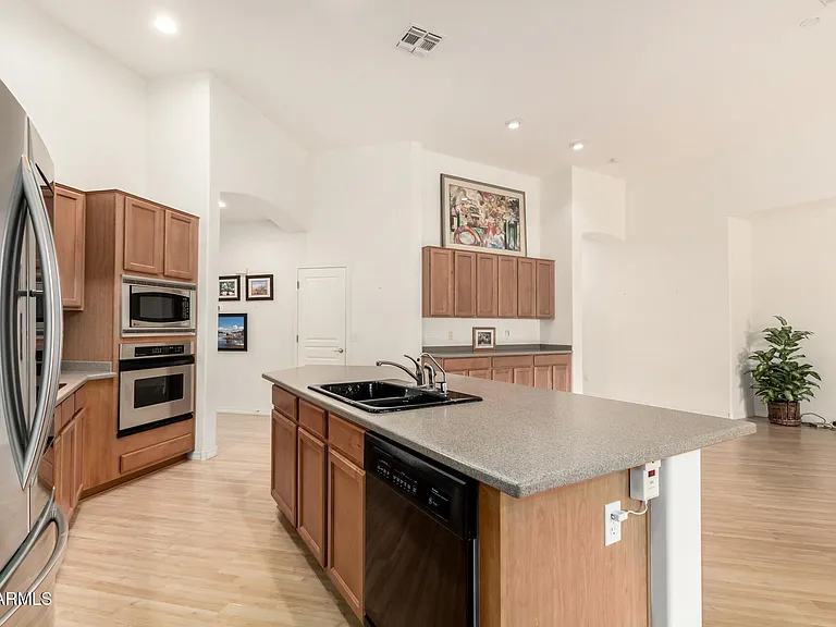 1203 E Kramer Cir — Photo 18