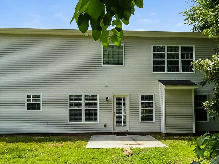 1215 Ben Livingston Rd — Photo 17