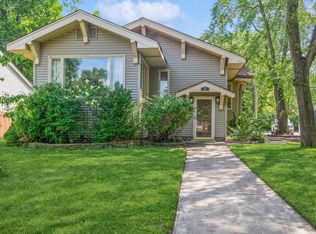 22 Wildwood Rd, Hammond, IN 46324