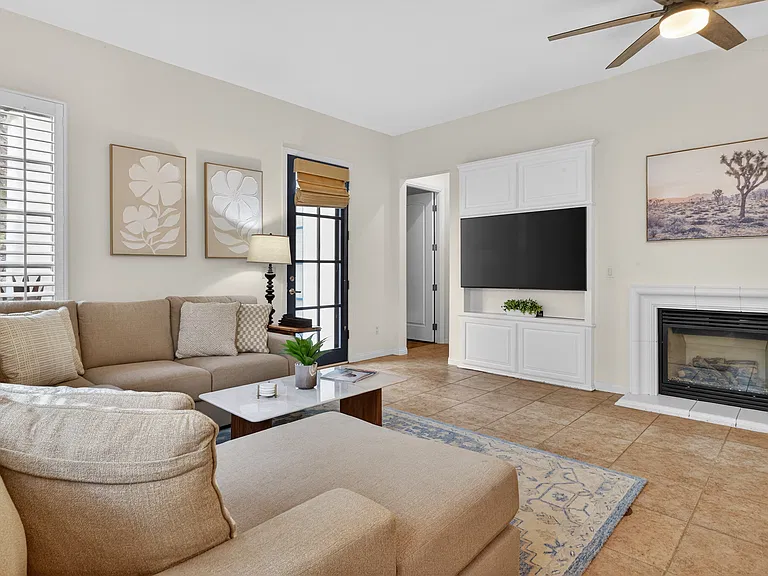 48484 Legacy Dr — Photo 2