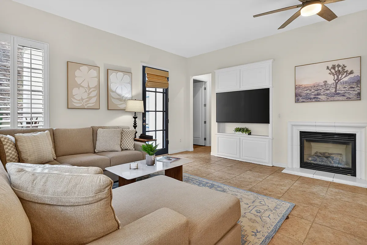 Building Photo - 48484 Legacy Dr