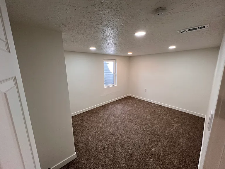 10200 S Crocus St — Photo 22