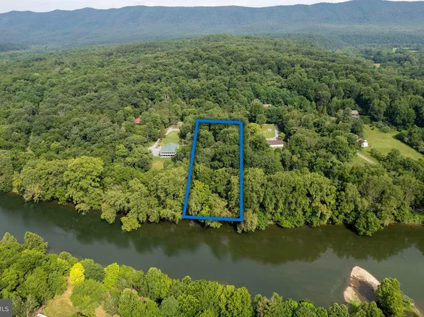 6325 S Page Valley Rd, Luray, VA 22835