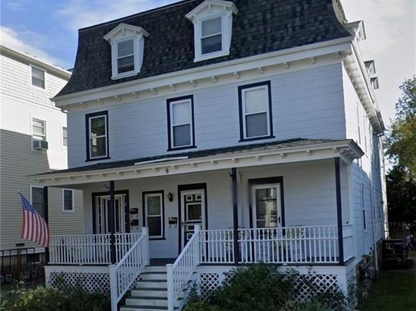 9 Narragansett Ave APT 3