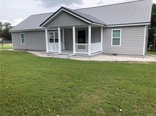 195 Woodland Dr, Phenix City, AL 36869