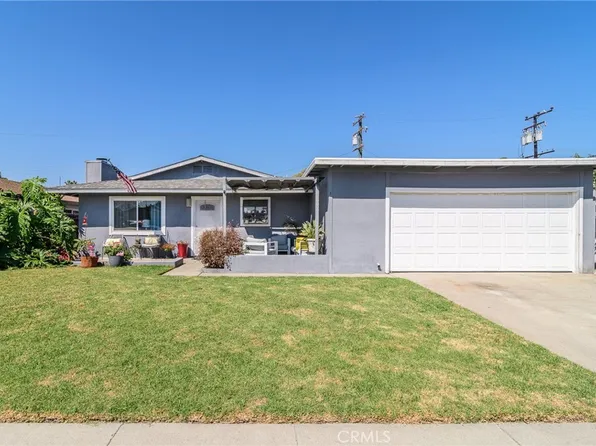 10051 Kukui Dr, Huntington Beach, CA 92646