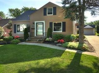 1399 Washington Blvd, Mayfield Heights, OH 44124