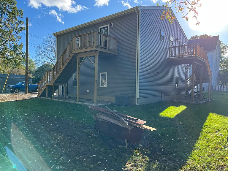 12 Lawton St #A — Photo 40