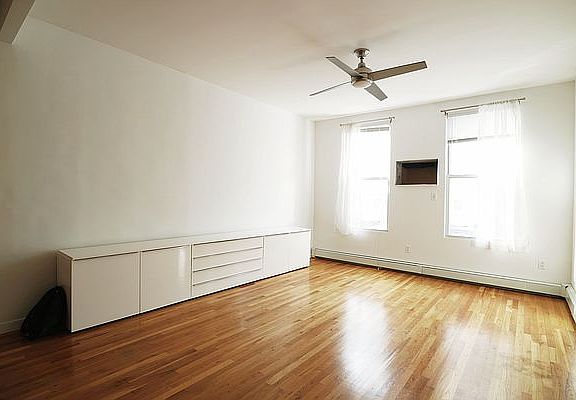 2nd image of 34 Jewel St APT 1A