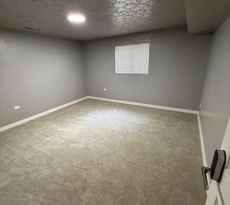 750 S Queens Guard Way #4
