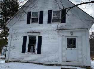 961 Main St, Calais, ME 04619