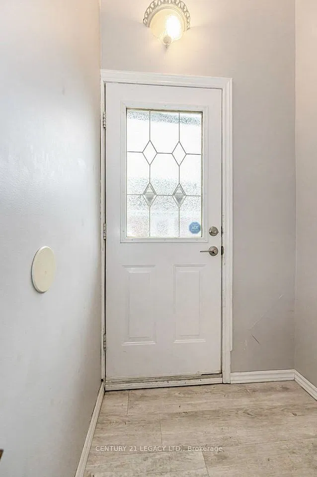 1 bed, $1,400 — Photo 3