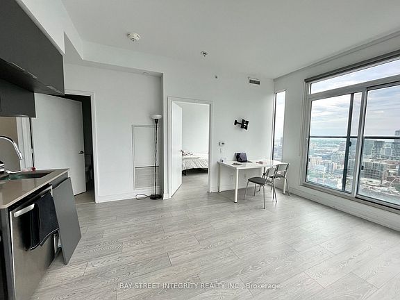5th image of 181 Dundas St E Unit 3610