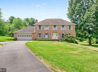 38347 Downs Ct, Hamilton, VA 20158