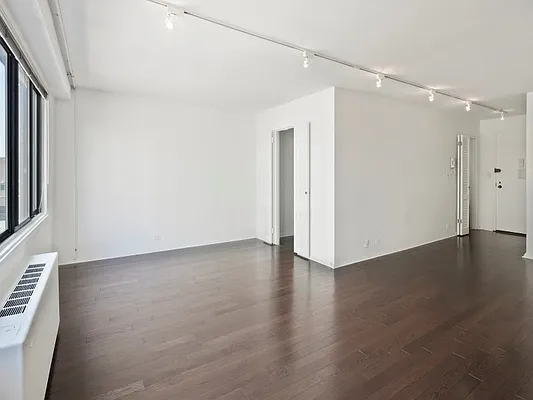 Sold by Sotheby's International Realty | media 4