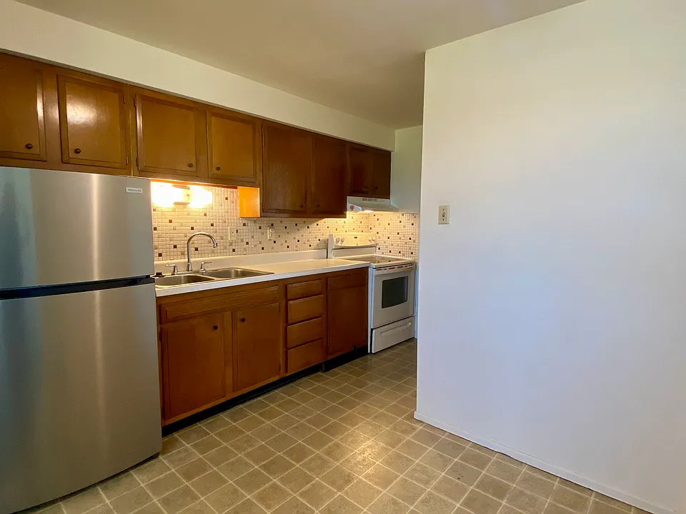 2208 Gravois Rd #6