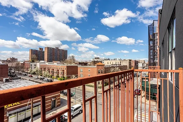 Rented by RENTBK LLC | media 9