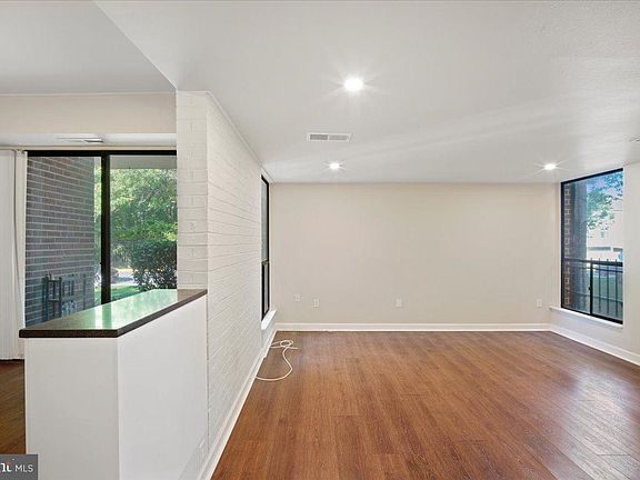 3rd image of 9907 Blundon Dr #5-103
