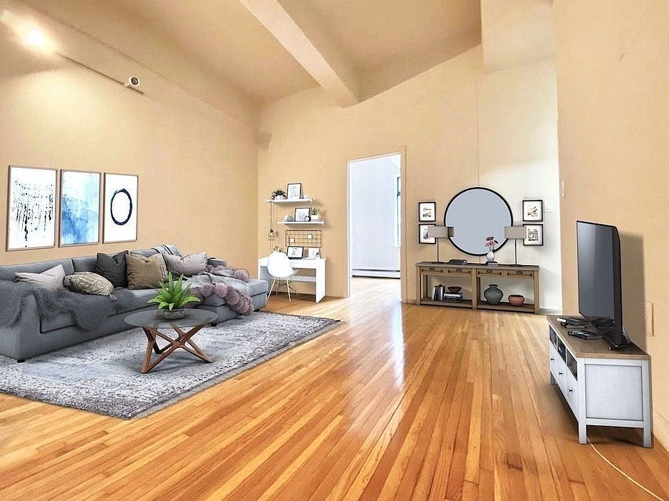 1st image of 449 W 44th St APT 3J