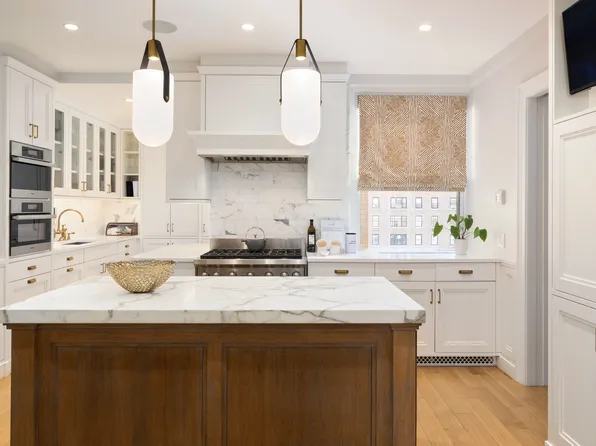 470 West End Avenue image 1 of 18