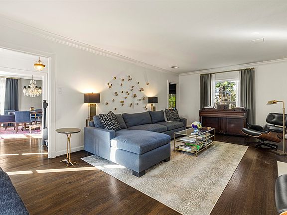 5th image of 6902 Robin Rd