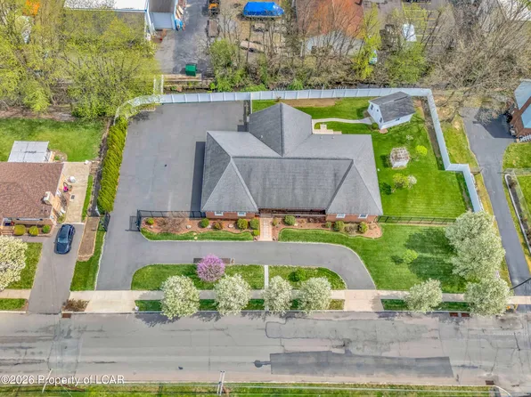 18 Anthracite St, Wilkes Barre, PA 18702
