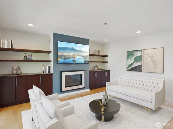 701 Galer Street #504, Seattle, WA 98109