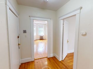 231 Park Dr #U17, Boston, MA 02215