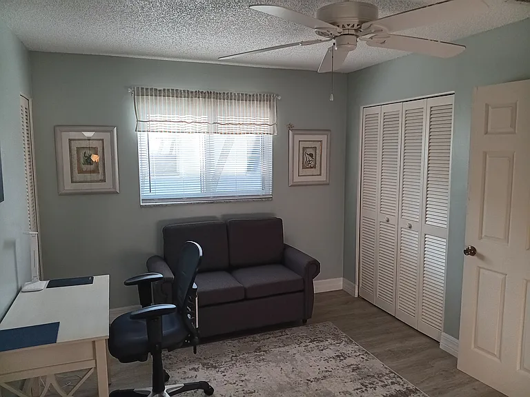 1320 Blue Point Ave #3 — Photo 20