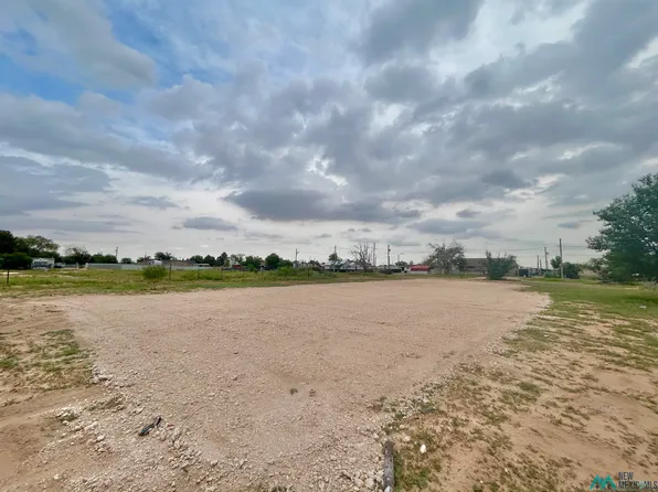 E Midwest St, Hobbs, NM 88240