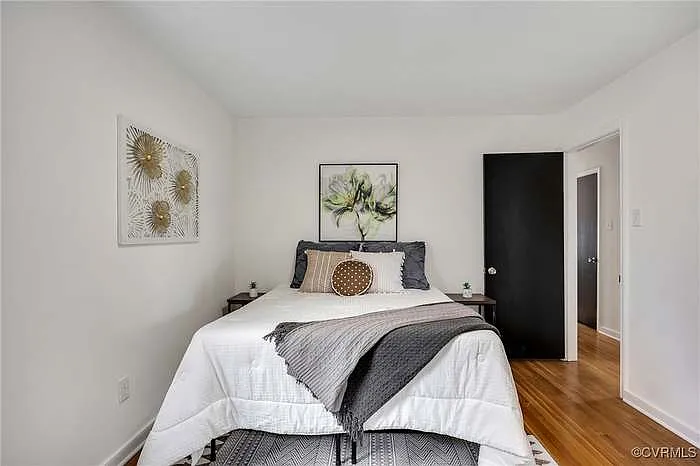 2601 Brook Rd — Photo 2