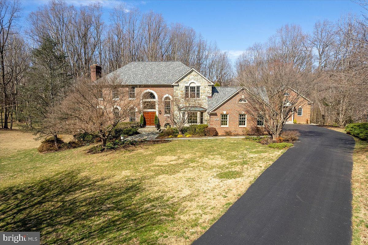 13635 Maidstone Ln, Rockville, MD 20854 | Zillow