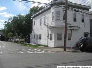 182 John St, Staten Island, NY 10302