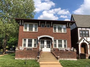 400 S Hanley Rd, Saint Louis, MO 63105