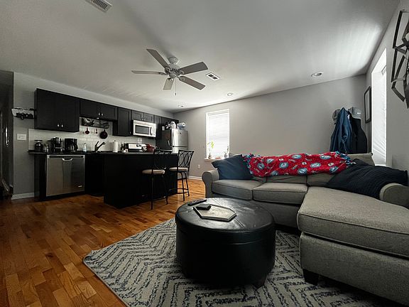3rd image of 1725 S 9th St Floor 2