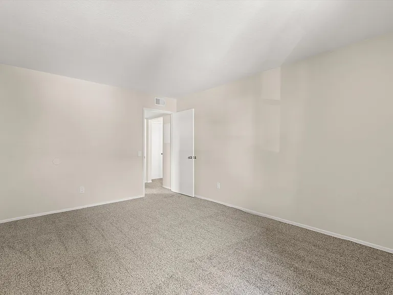 Ironwood Apartments — Photo 83