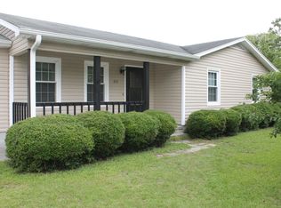 205 W Cottontail Run Dr, Newport, NC 28570