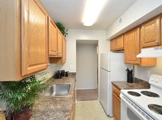 706 Edgewater Dr APT 102, Salisbury, MD 21804