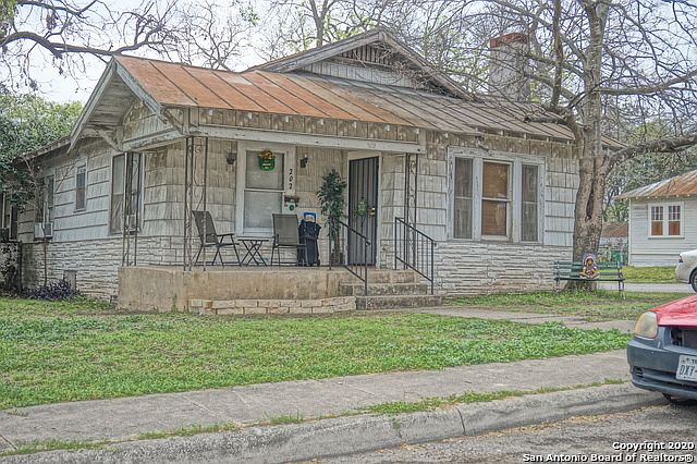 1st image of 202 Preston Ave