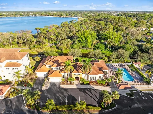 4450 Botanical Place Cir APT 303, Naples, FL 34112
