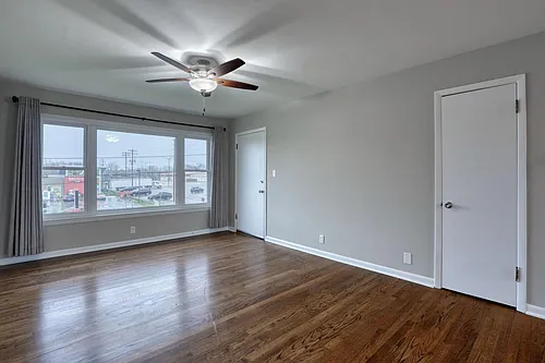 6140 S Packard Ave #4 Photo 1