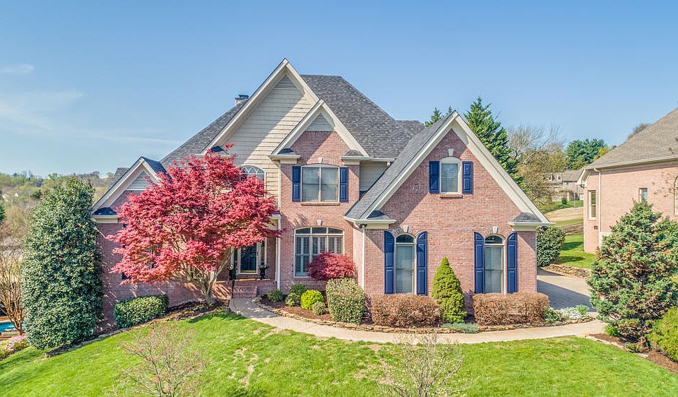 1st image of 1015 Shadow Brook Dr