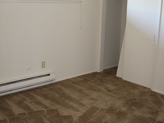5th image of 22405 30th Ave S APT 202