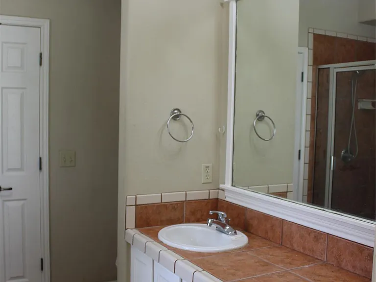 3 Honeysuckle Ln — Photo 9