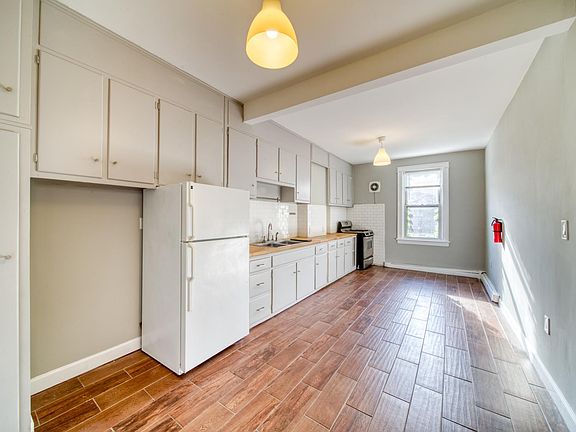 3rd image of 6515 Park Ave Floor 2