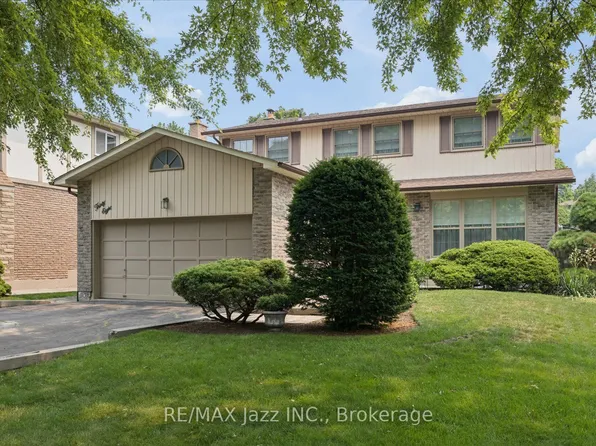 38 Trinity Cres, Whitby, ON L1N 6L2