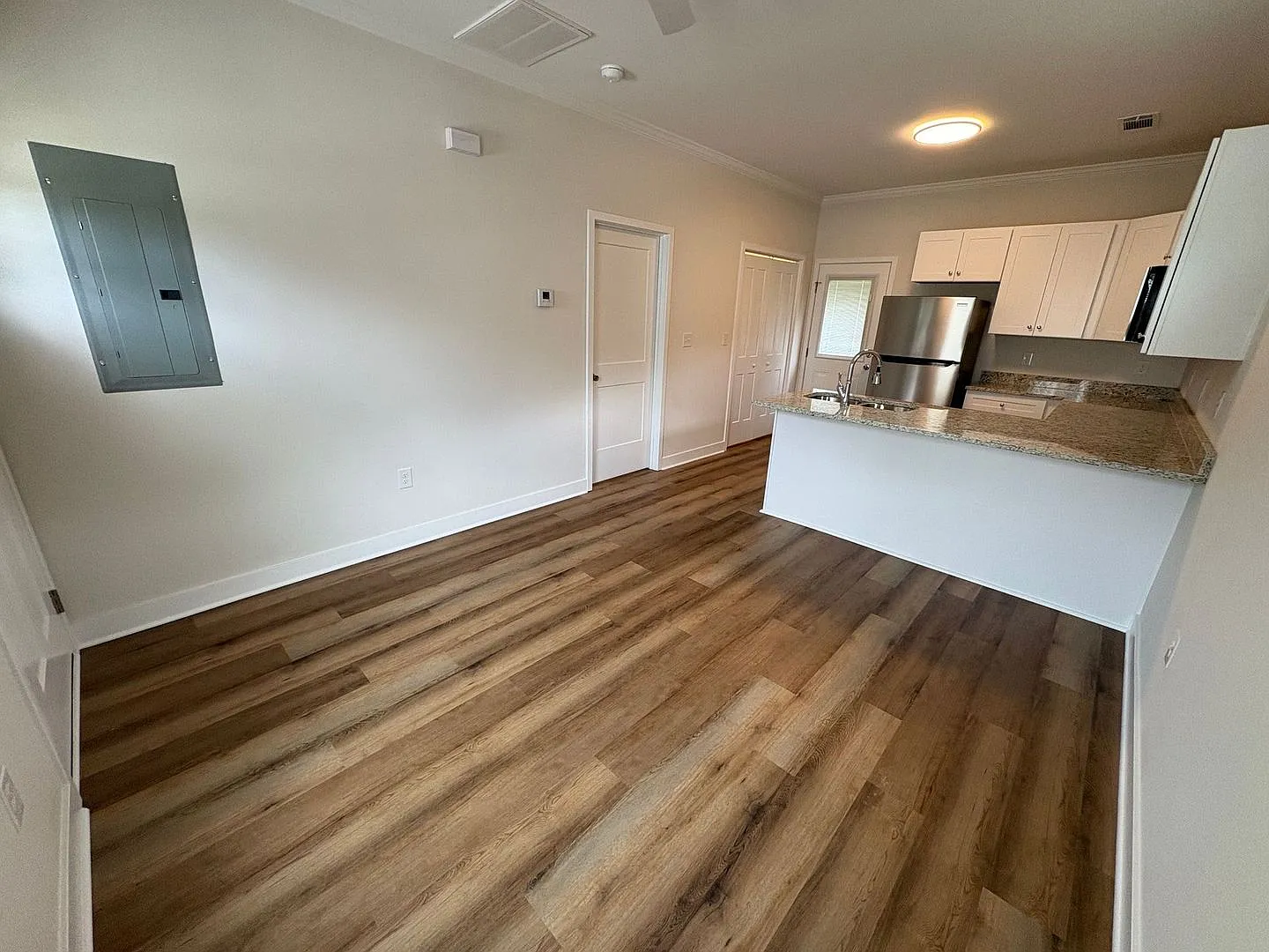 Pre-Leasing For August 2027! — Photo 2